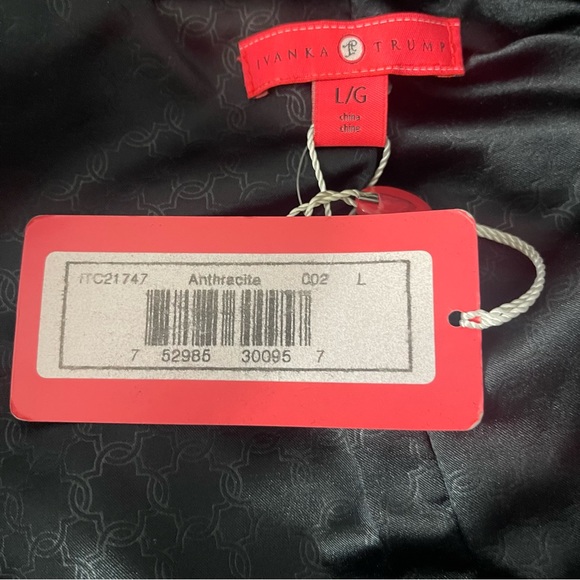 Ivanka Trump Women’s Black Blazer L NWT - Picture 4 of 5